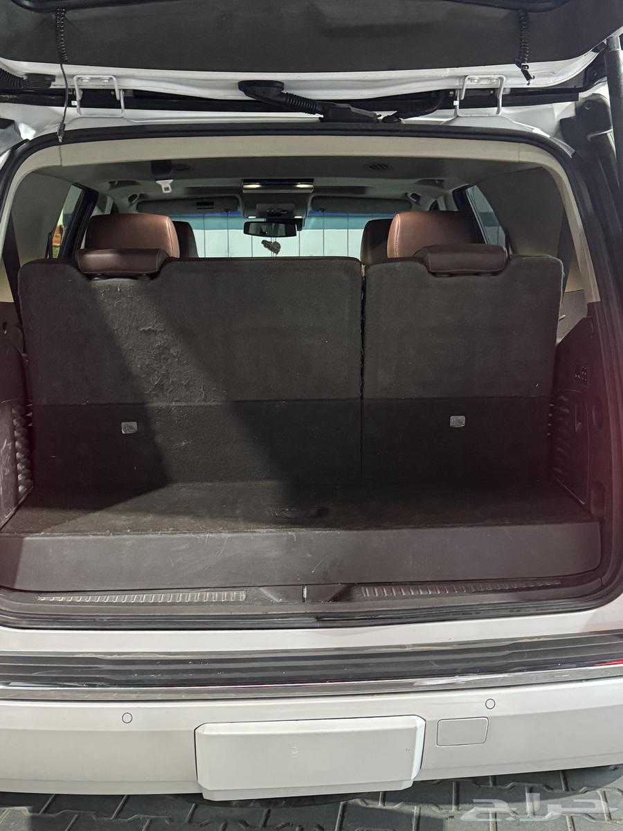 2016 Tahoe LTZ fully loaded64433161681921111