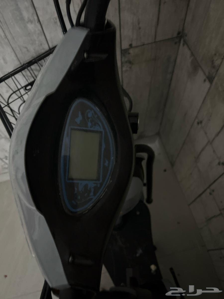 Scooter I used for a month, opening the bottle is fine, charging is fine, everything is good64293904214915112