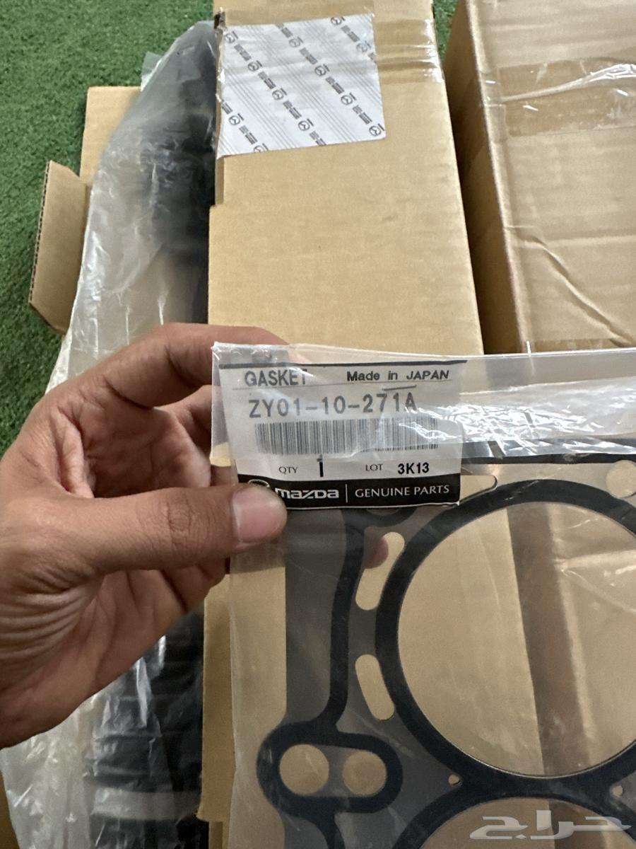 Front right mirror and engine head cover for Mazda 2 car64433646319874110