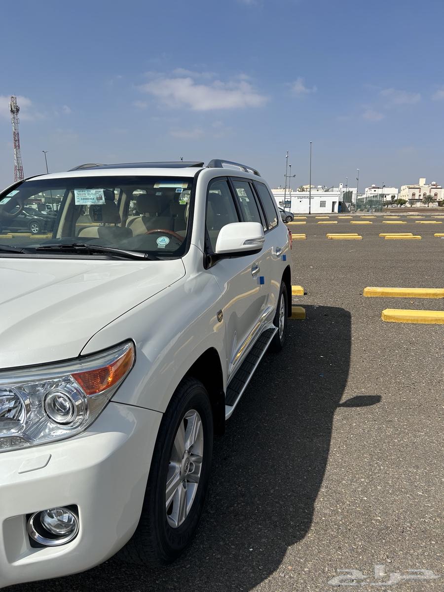 جيب تايوتا سعودي GXR لاند كروزر 2015 فل كامل64428403156353112