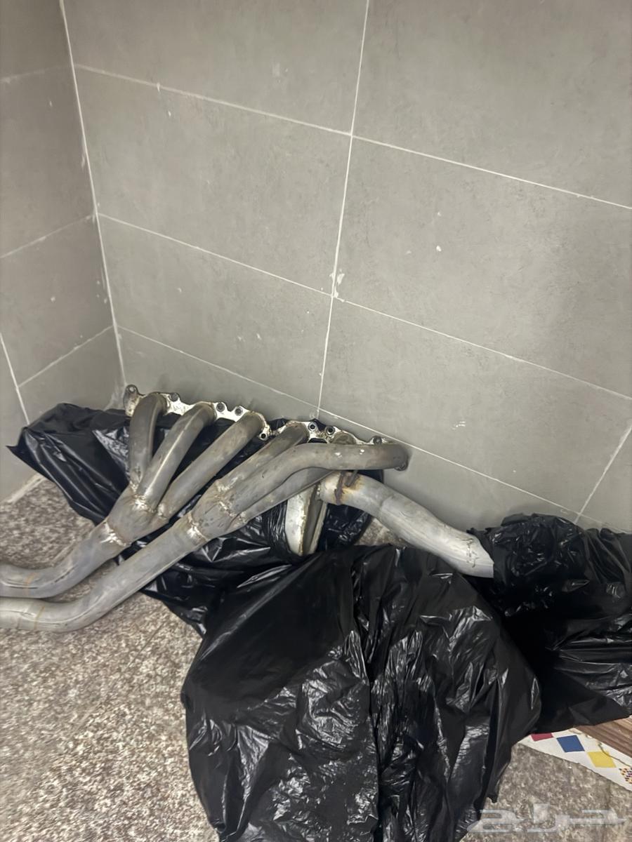 Headers and Land Cruiser Block64439212497922111