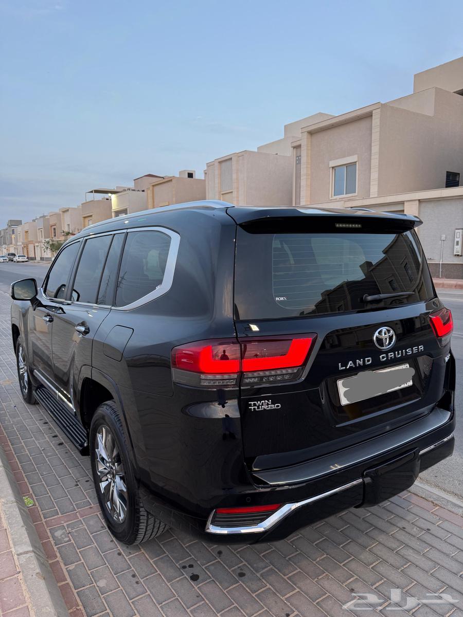 لاندكروزر اسود (2024 VXR) أعلى فئه64434795579777113