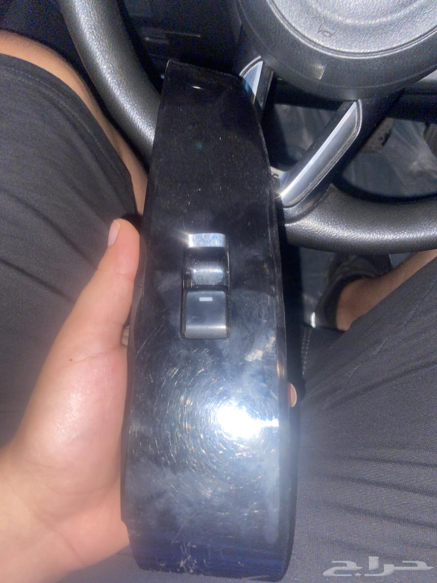 Mazda 6 Right Door Control Key from 2018 to 202564438645423489110