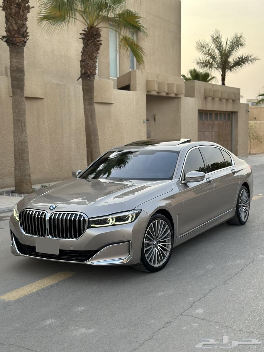بي ام 730 موديل 2021 مخزن ماشي 56 الف فقط على الضمان64429613707394110