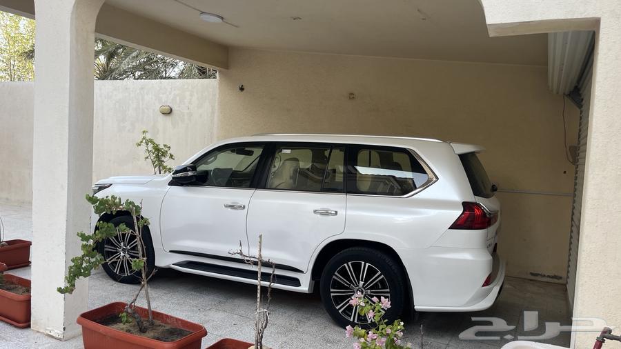 Lexus 202164428698142978110