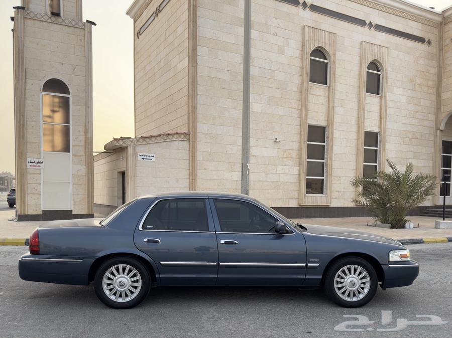ميركوري جراند ماركيز 2010 امريكي - مخزن - 78 الف كيلو64438914655617112