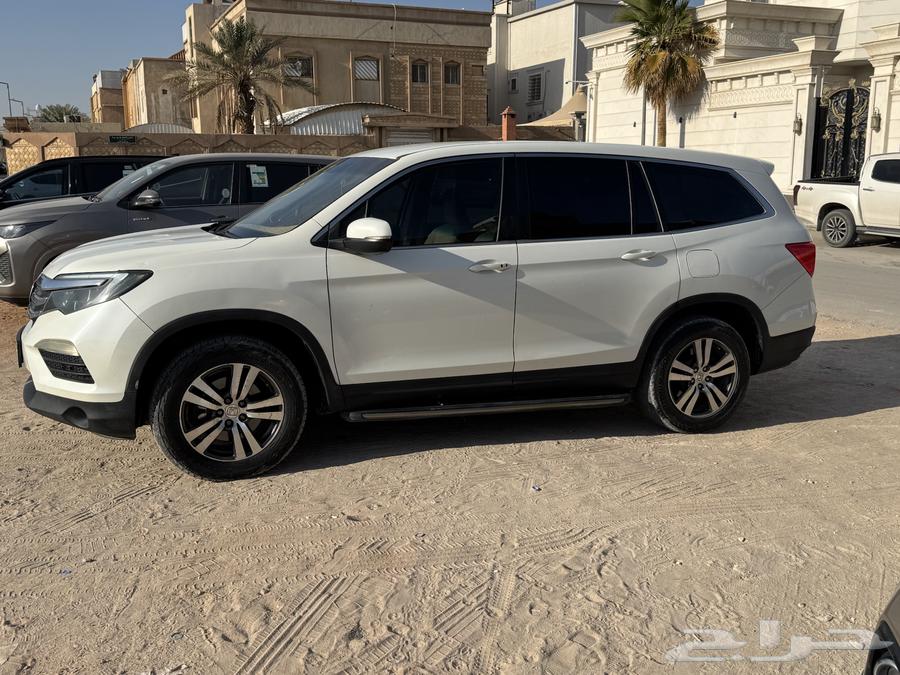 هوندا بايلوت ابيض مالك ثاني 201664469390266881111