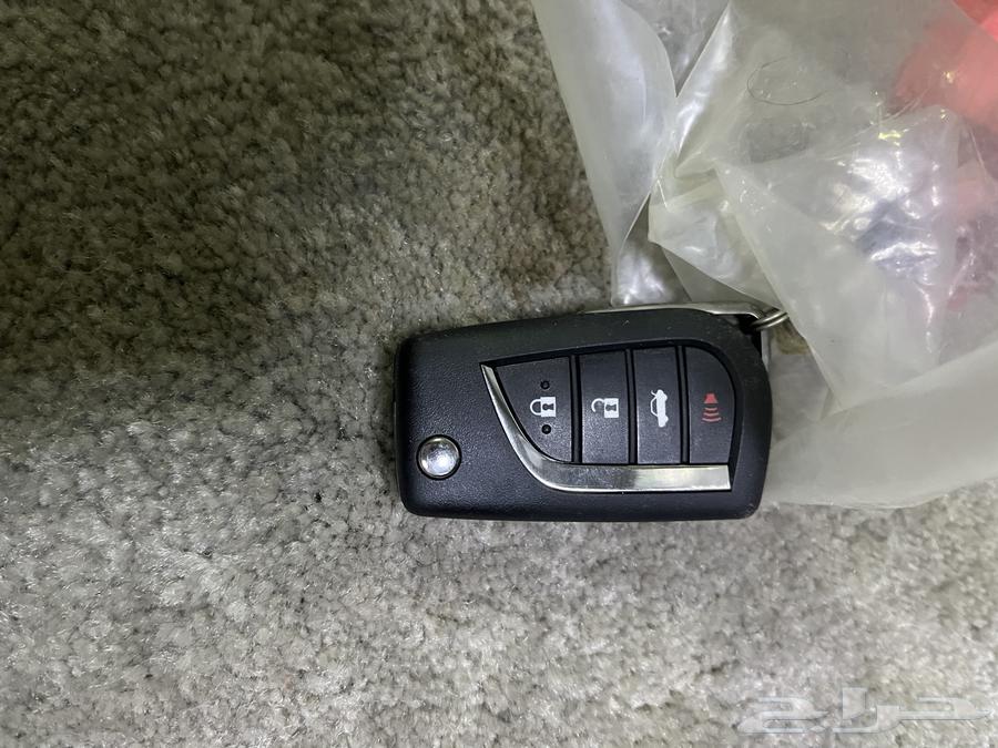 للبيع مفتاح تويوتا كورولا 202264437773198209110