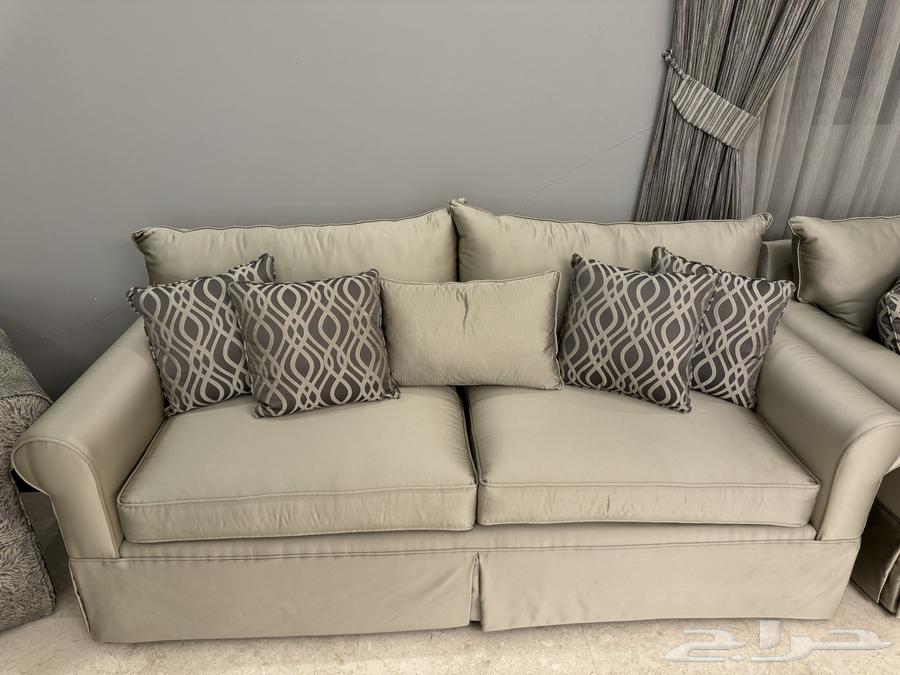 عشرة قطع كنب رمادي للبيع64299328066050114