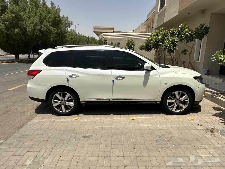 نيسان باثفندر SV 2016 نظيفة جدا وممشي قليل64439472530306113