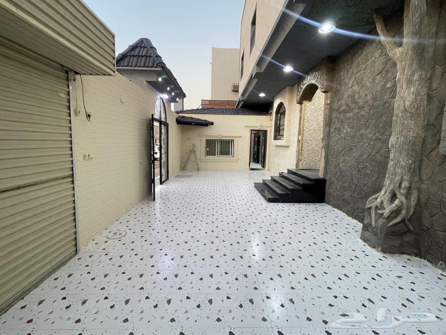 دور ارضي للبيع بحي البوادي63613597690755110