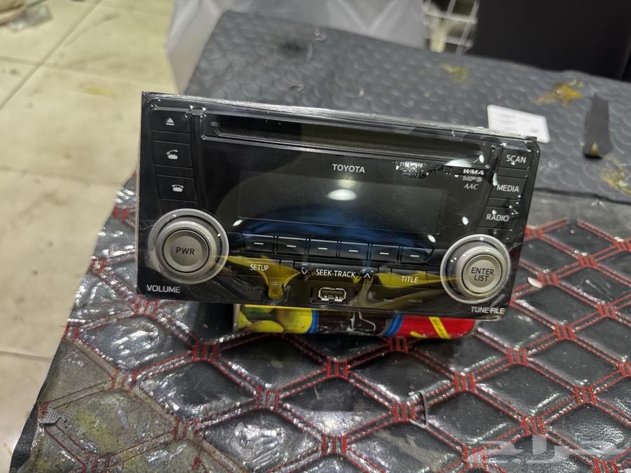 مسجل تايوتا وكاله اصلي فرارات فضي شبه جديد64440002108033113