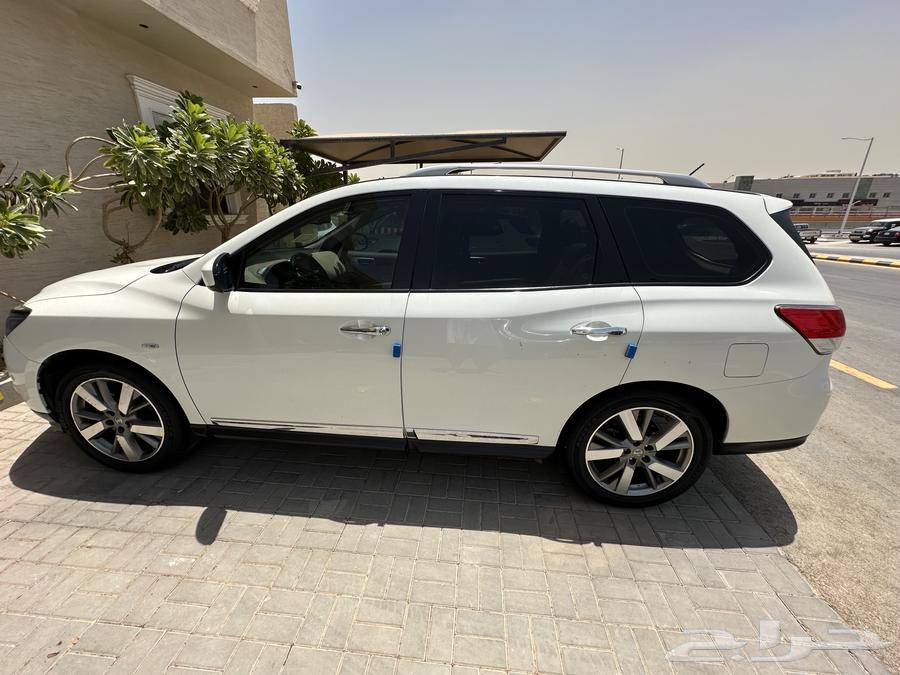 نيسان باثفندر SV 2016 نظيفة جدا وممشي قليل64439472530306114