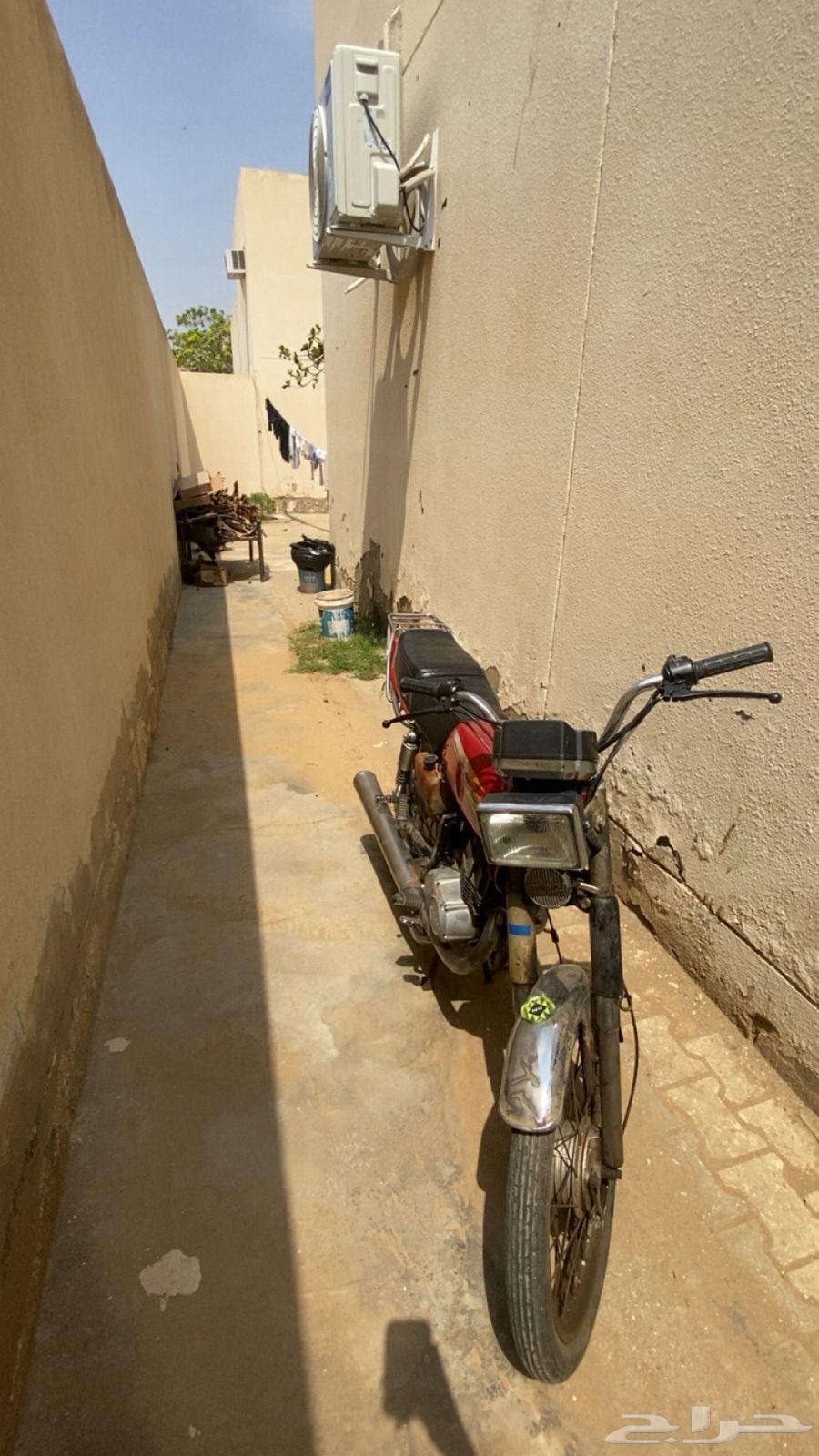 دباب سوزوكي نضيف مافيه شي شغال يمشي تعال وشوفه بنفسك ب 130064432278007297111