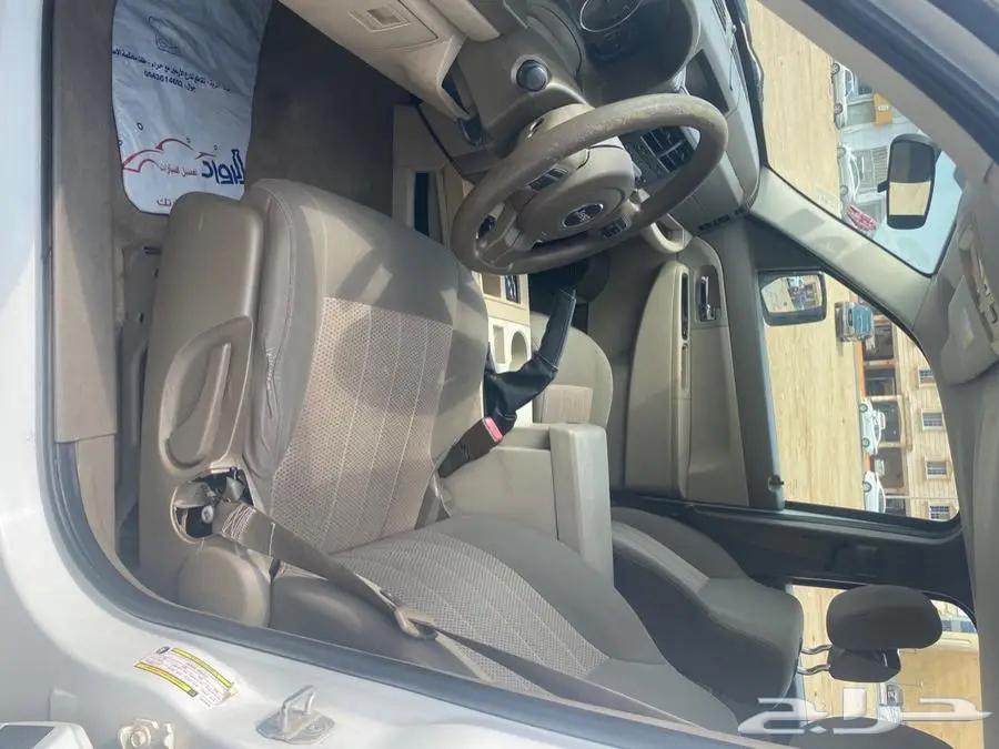 جيب شيروكي ليبرتي 201264437355537409113