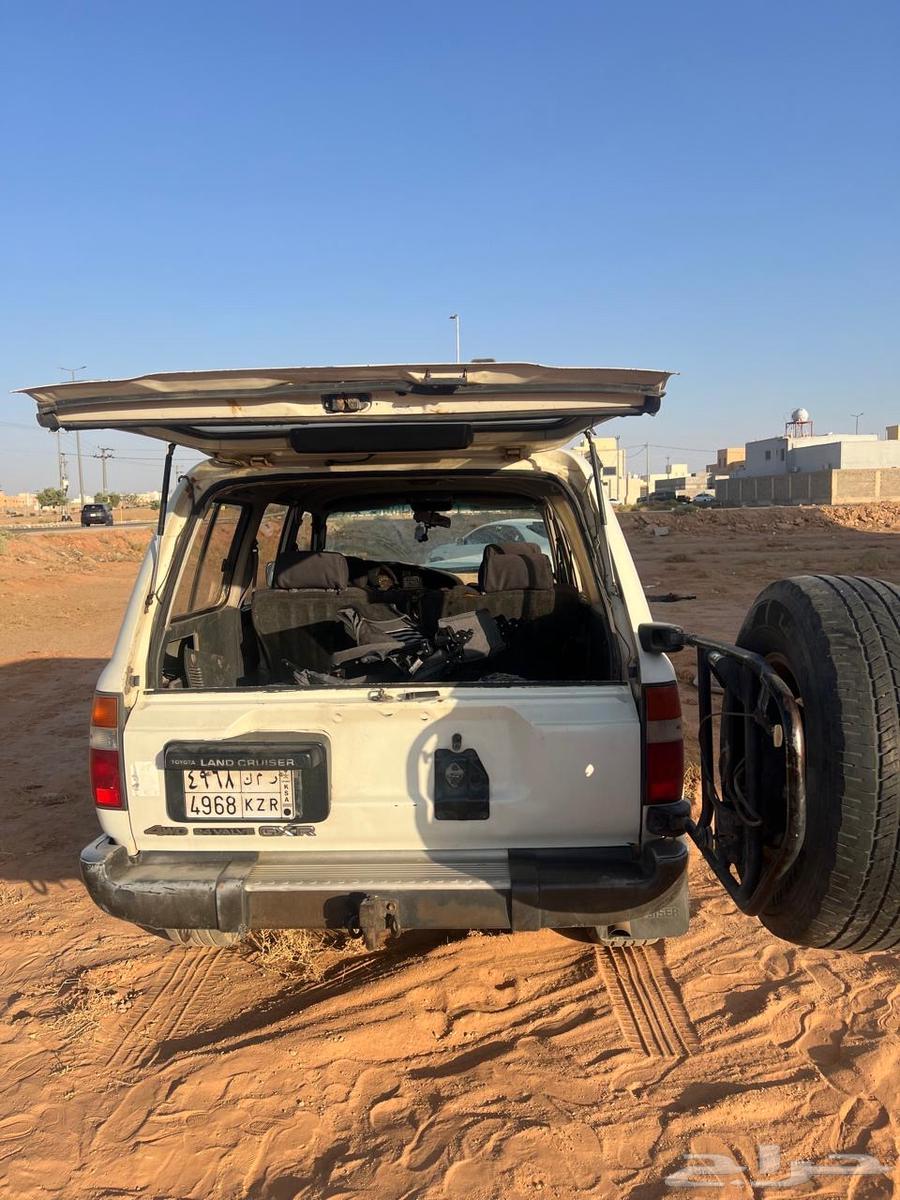 جيب فكسار 94 مصدوم. تم البيع جاري تحويل العمرله64439226101633110