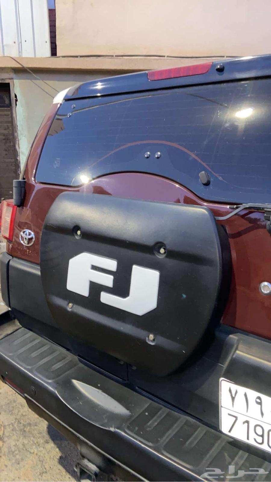 غطا يركب مكان الاسبير FJ64440914493058110