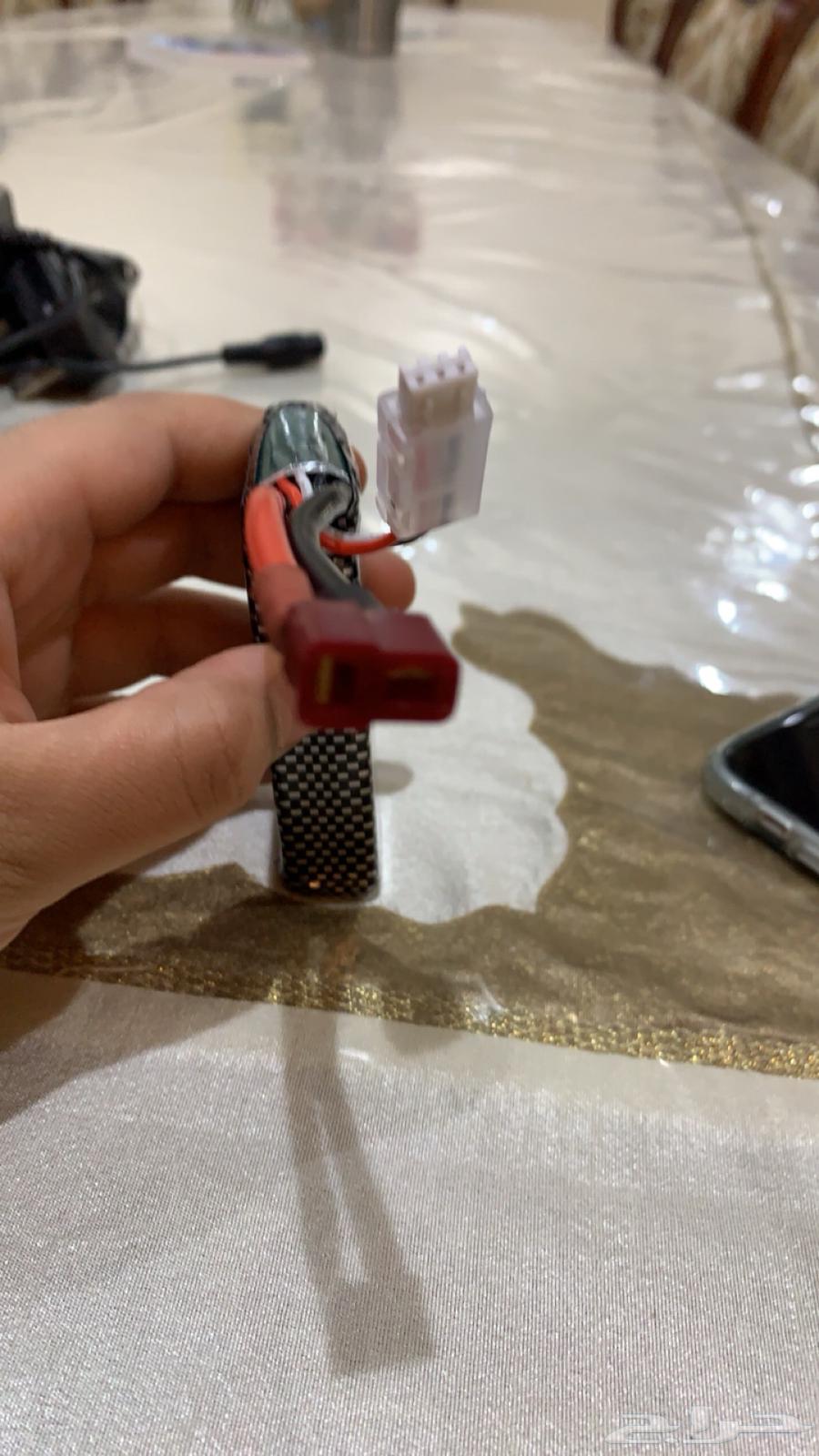 بطريه سيارت ريموت للبيع وحد جديد وثنين64449489398914113