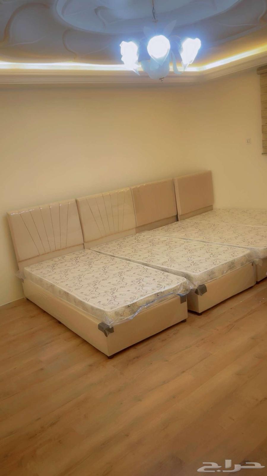Beds available for sale with mattress and bedding64301802798339110