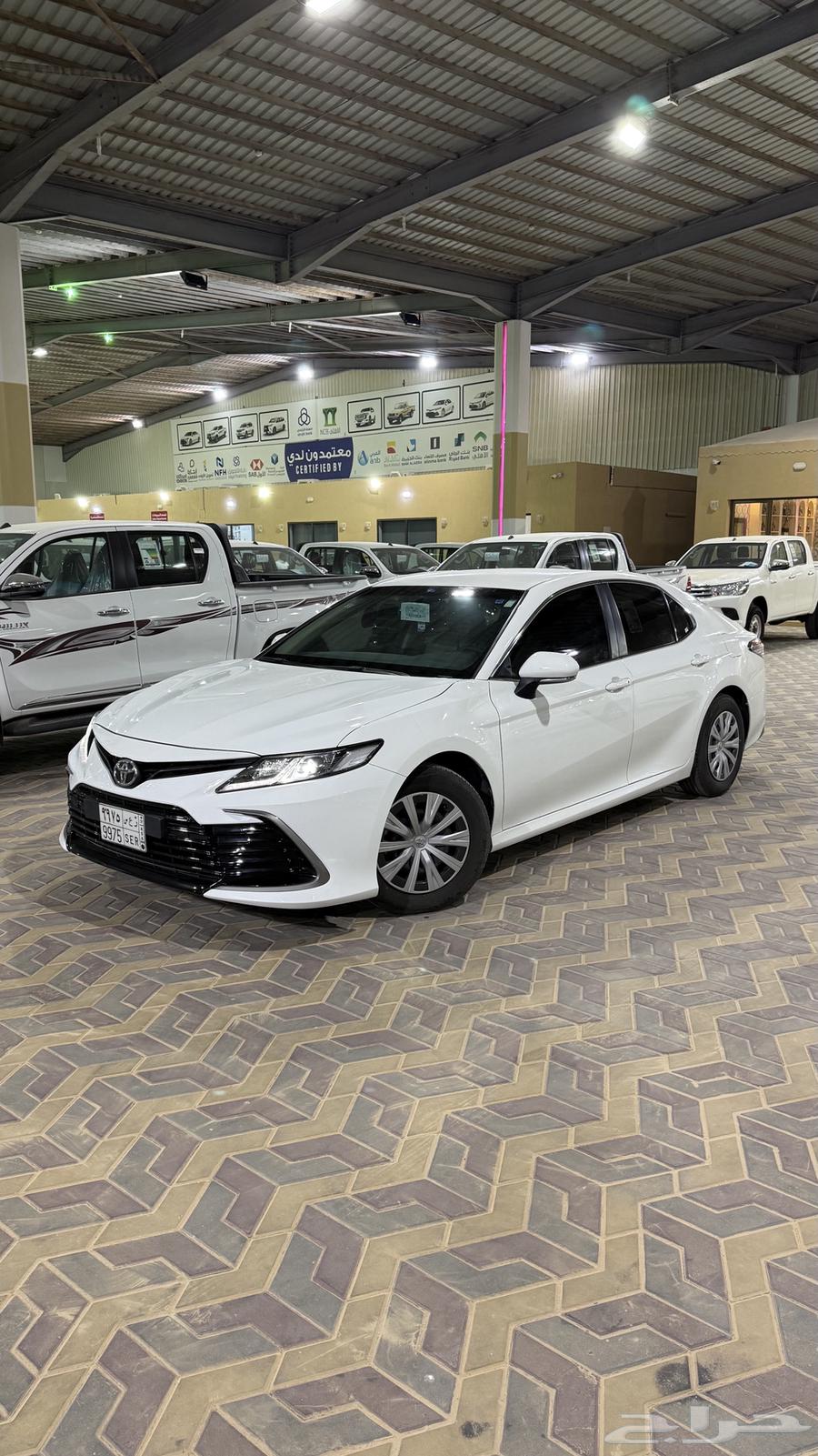 كامري 2024 ستاندر سعودي وكاله عداد ( 43 الف km فقط )64443655308290110