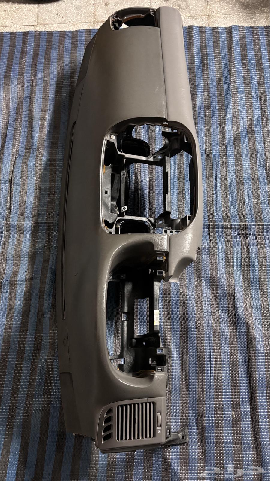 Camera shell from 2003 to 200664449942474242112