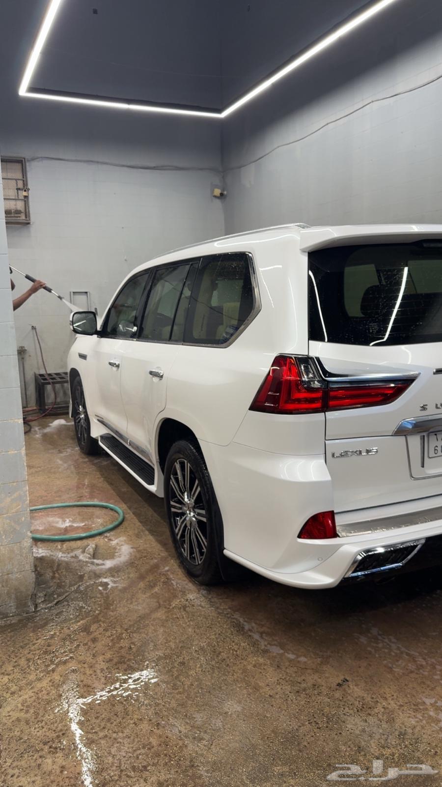 للبيع لكزس LX 202064446243359747111