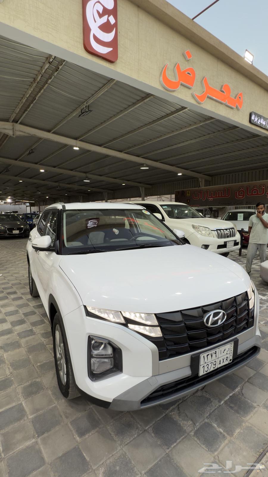 هونداي كريتا 2023 1600 سي سي ممشى 100 الف فقط بسعر طيب64443843219713110