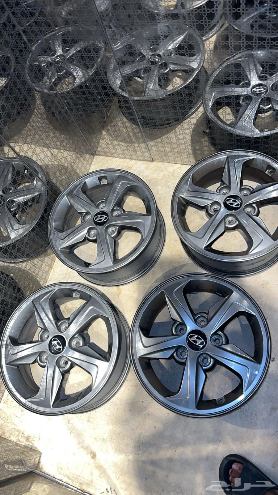 Intera 201764425367604994111