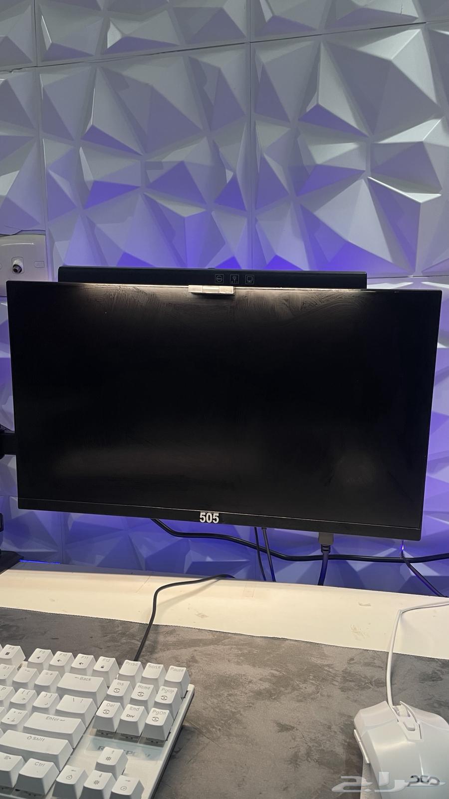 شاشه قيمنق 22 بوصه64440274367490111