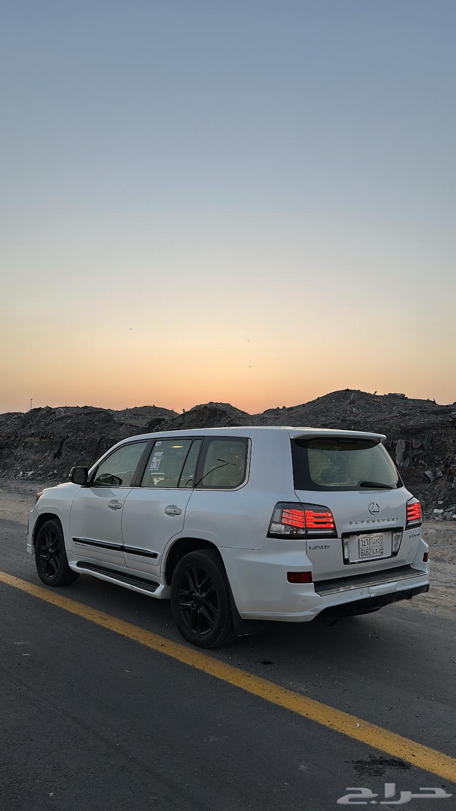 Lexus Lx57064441732045314111