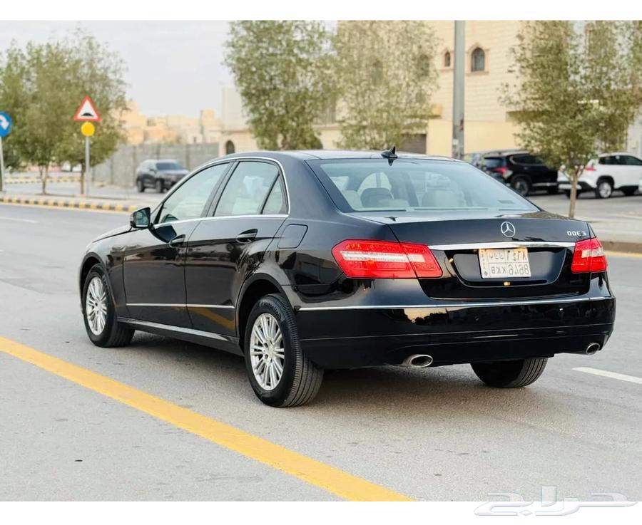 مرسدس E 300 نظيف جدا 201164446496564611111