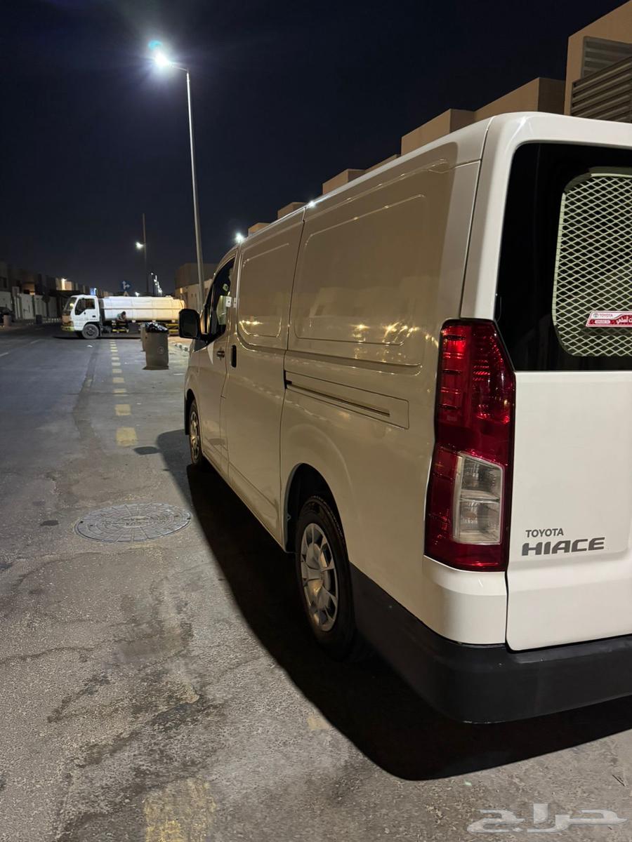 Cargo bus for rent64452103267075111