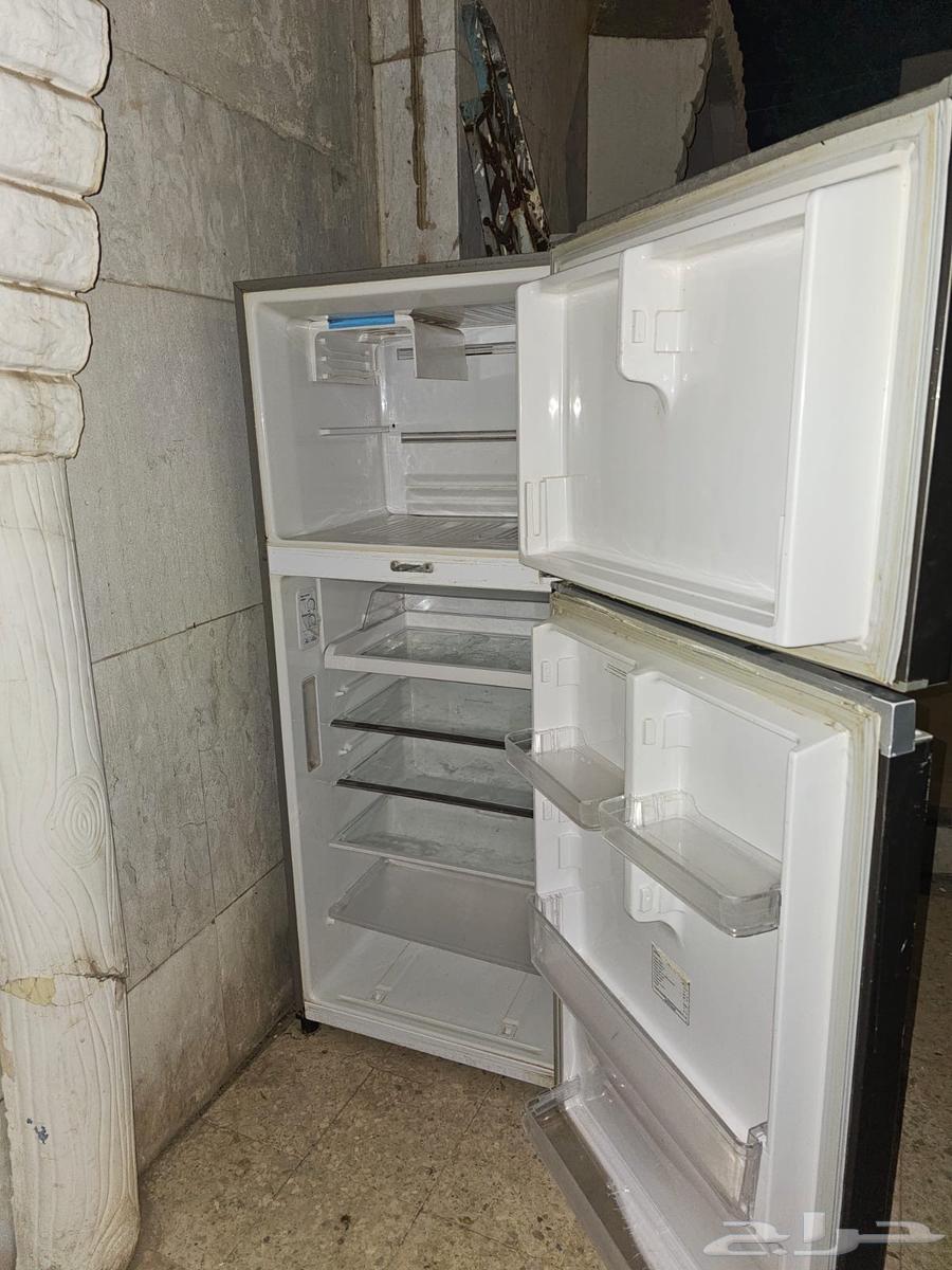 ثلاجه و غسالة أو تاماتيك كبيره خربانه للبيع64250587432579111