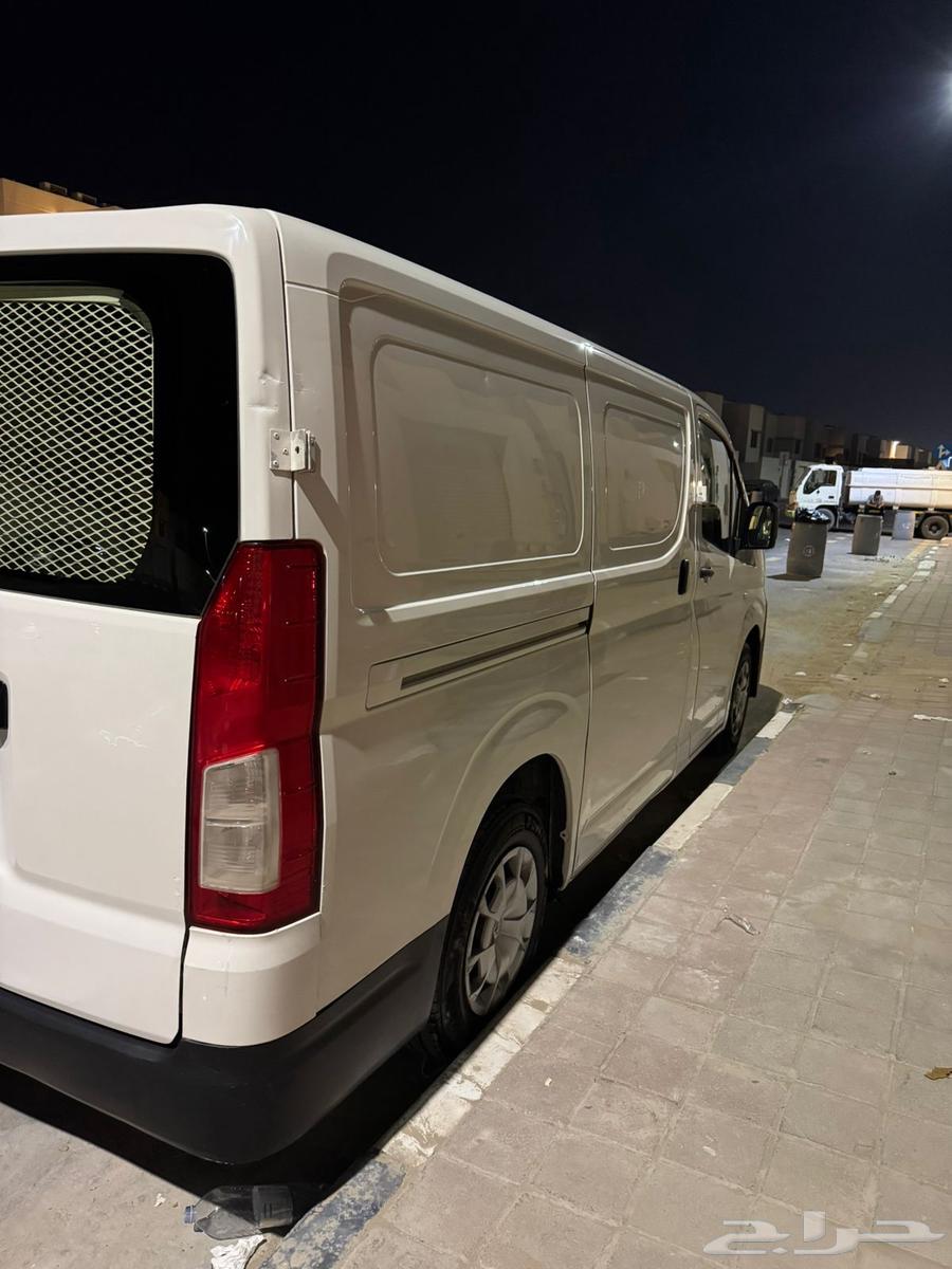 Cargo bus for rent64452103267075112