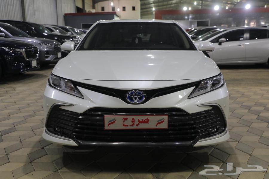 تويوتا كامري GLE هايبرد 2024 شبه الجديد64384772444931114