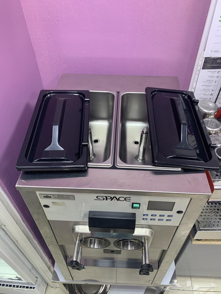 Ice cream machine64441526290434110