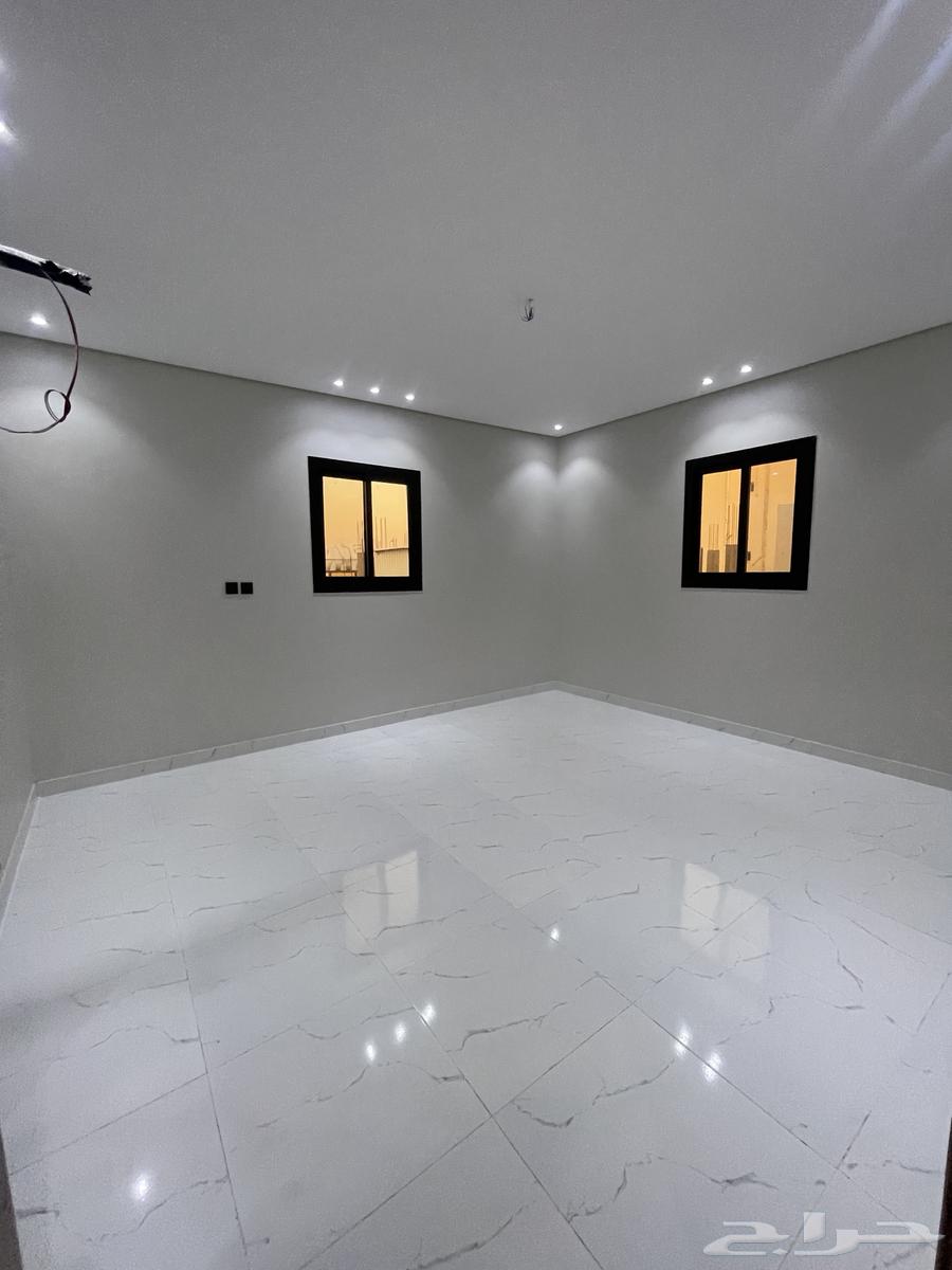 شقه دور ثاني خمس غرفه وصاله للبيع بحي الصفا السعر 49063613612325890111