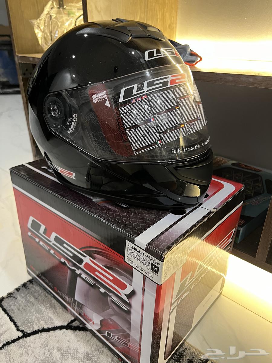 New LS2 Helmet 550 Riyals Size M64442254540801113