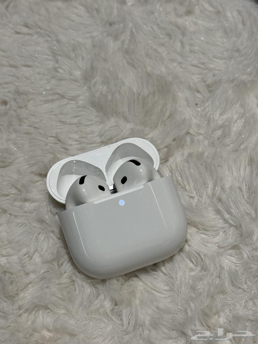للبيع AirPods 4 جديدة جد ا كفر حماية64308615294593111