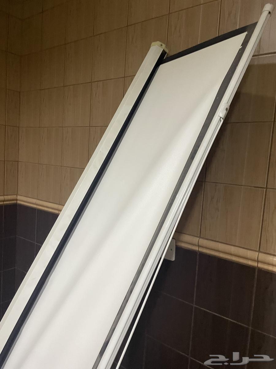 Screen Projector64441444831234111