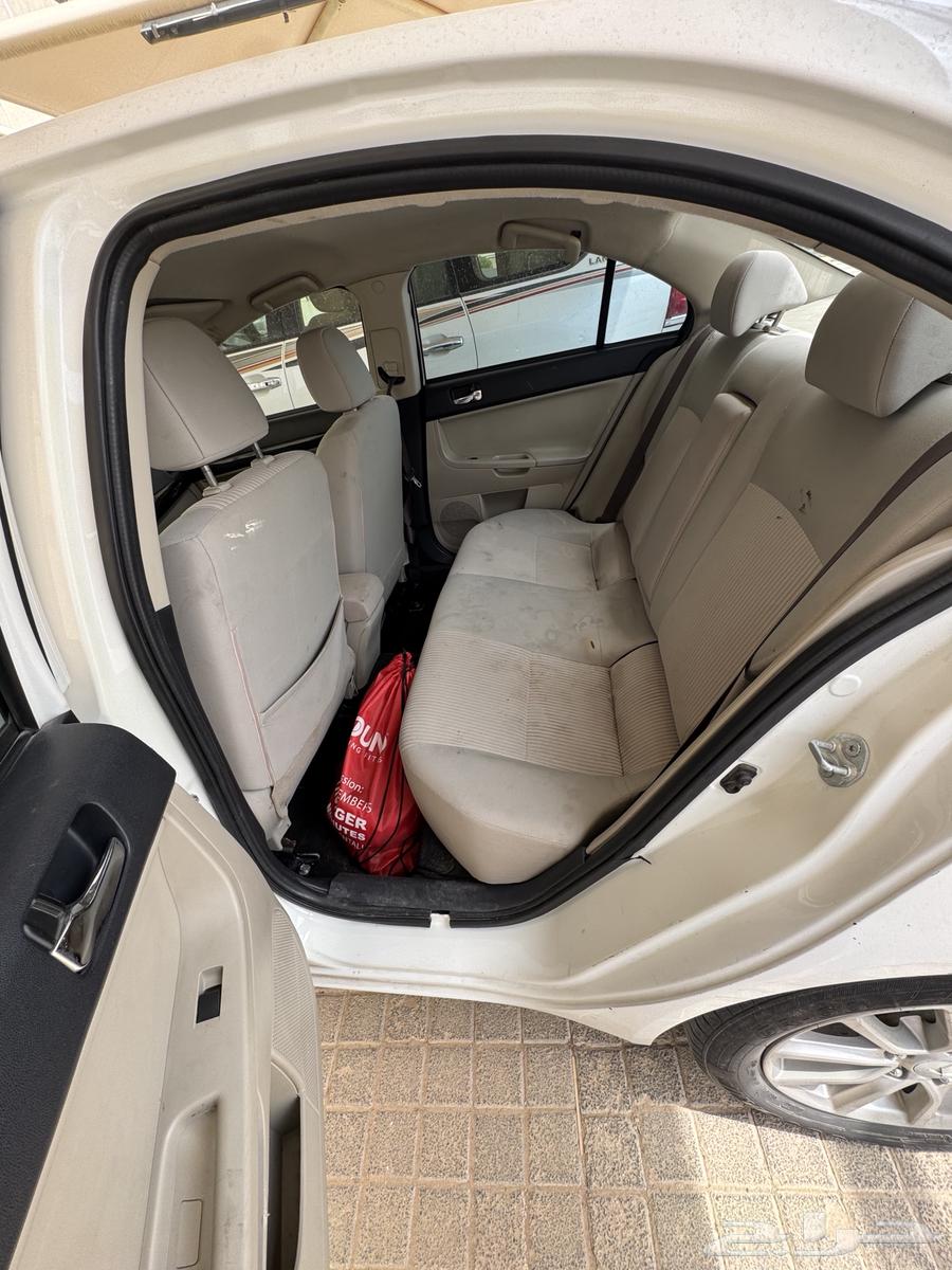 Mitsubishi Lancer 2015 ex lancer 201564449047315075113