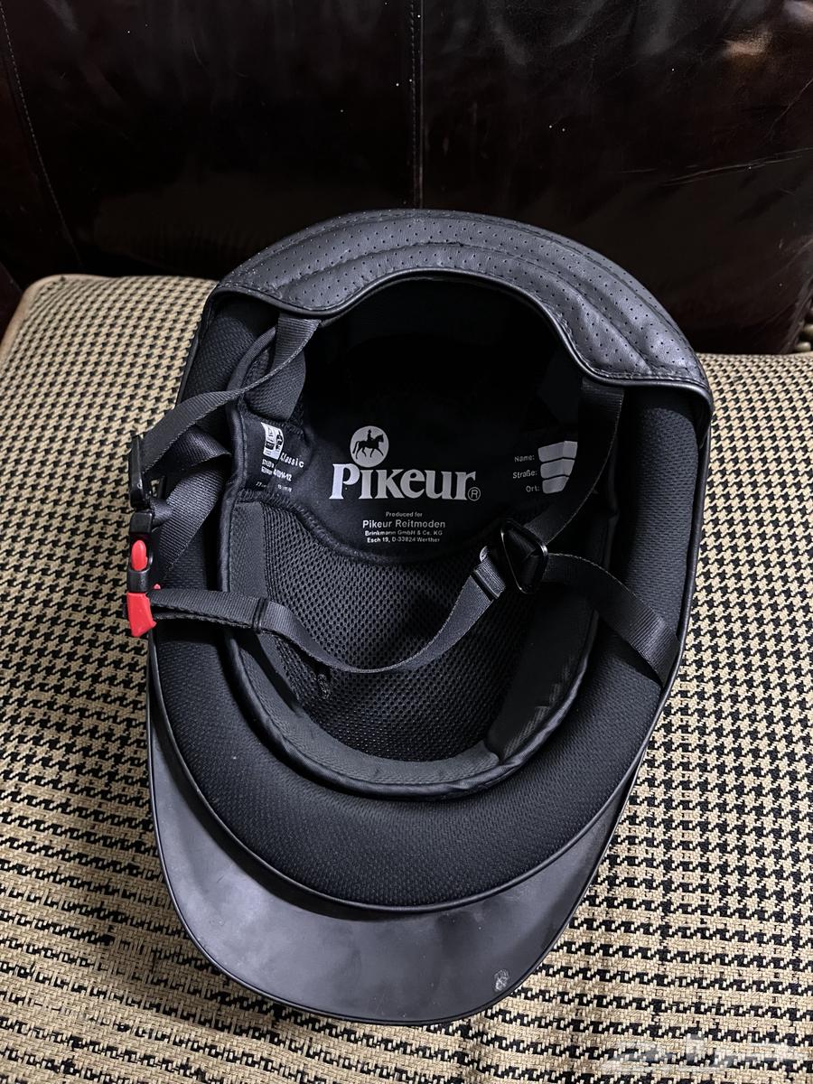 خوذه خيول pikeur64312101603969112