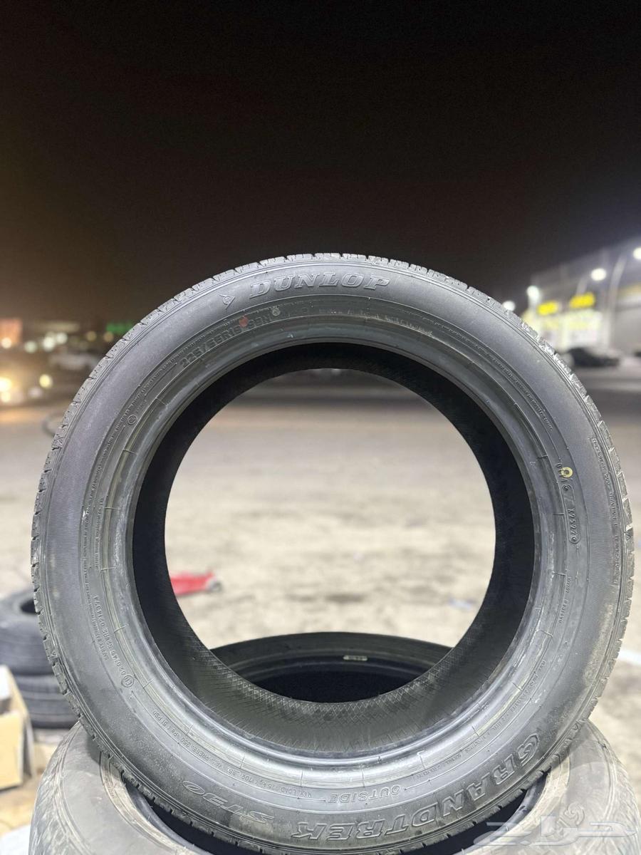 225 55 19كفرات دنلوب خوات الجدد مشروطة من اي عيوب64441212807043113