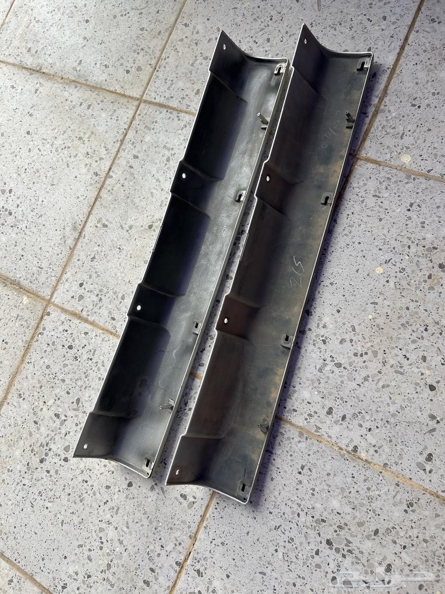 Rear Bumper Cover for FJ, Number One, Two Pieces, Used Agency64446549661697112