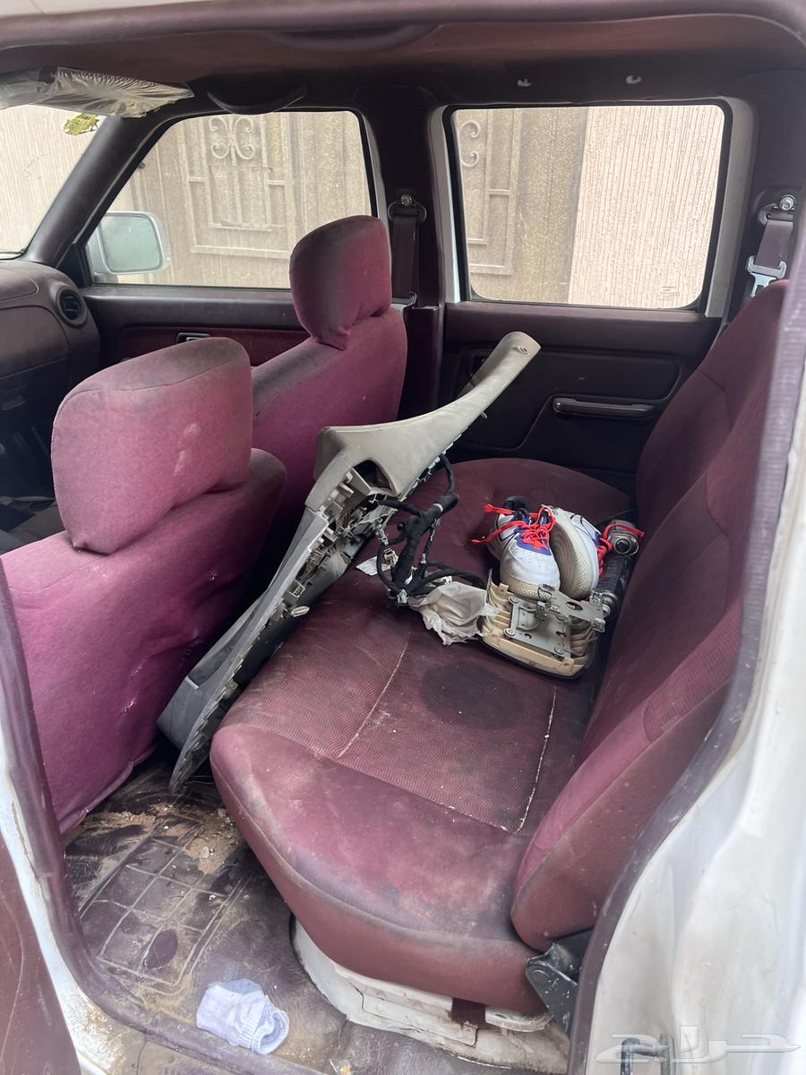 Dissan 2013 Ghumartain White64442076168067112