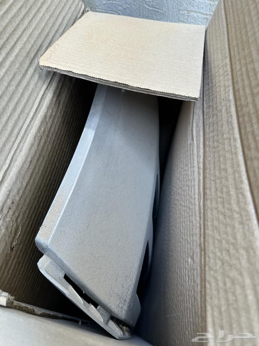 للبيع اصطبات و شبك اكسبدشن اصلي مانفتح على السوم64445621438082112