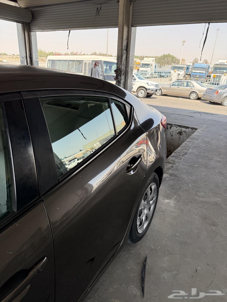 Mazda 3 model 2015, clean64445404919937110