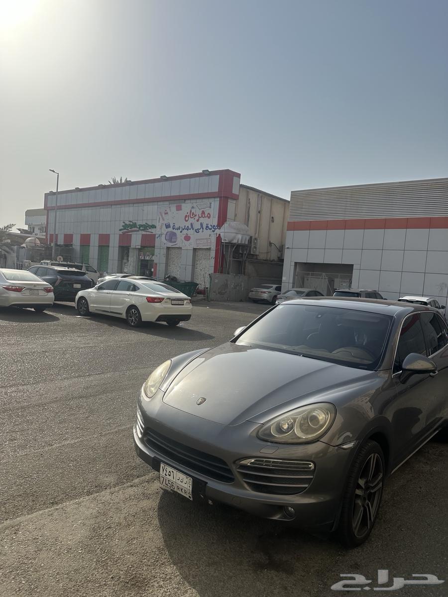 Porsche Cayenne64447705853441110