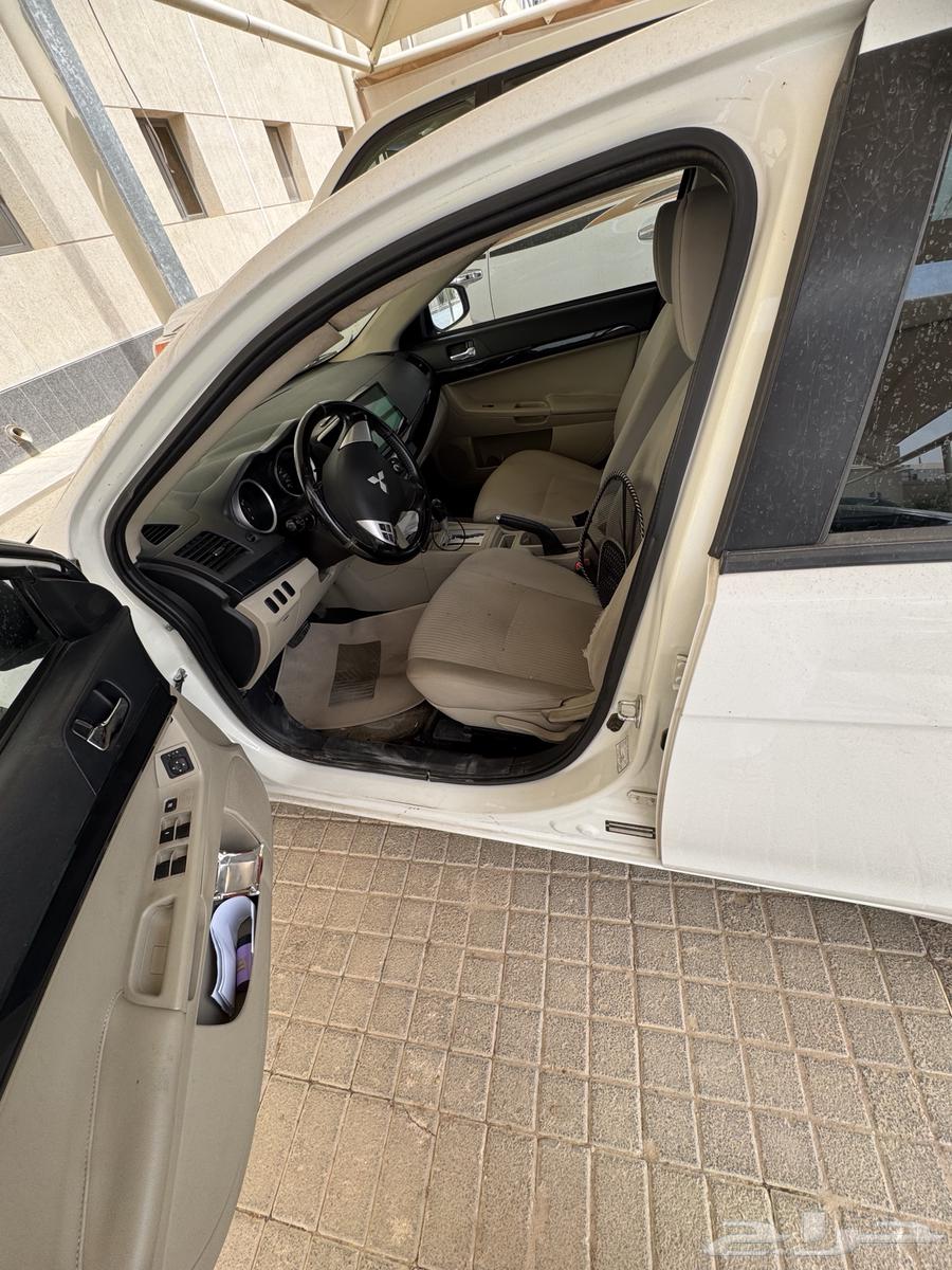 Mitsubishi Lancer 2015 ex lancer 201564449047315075114