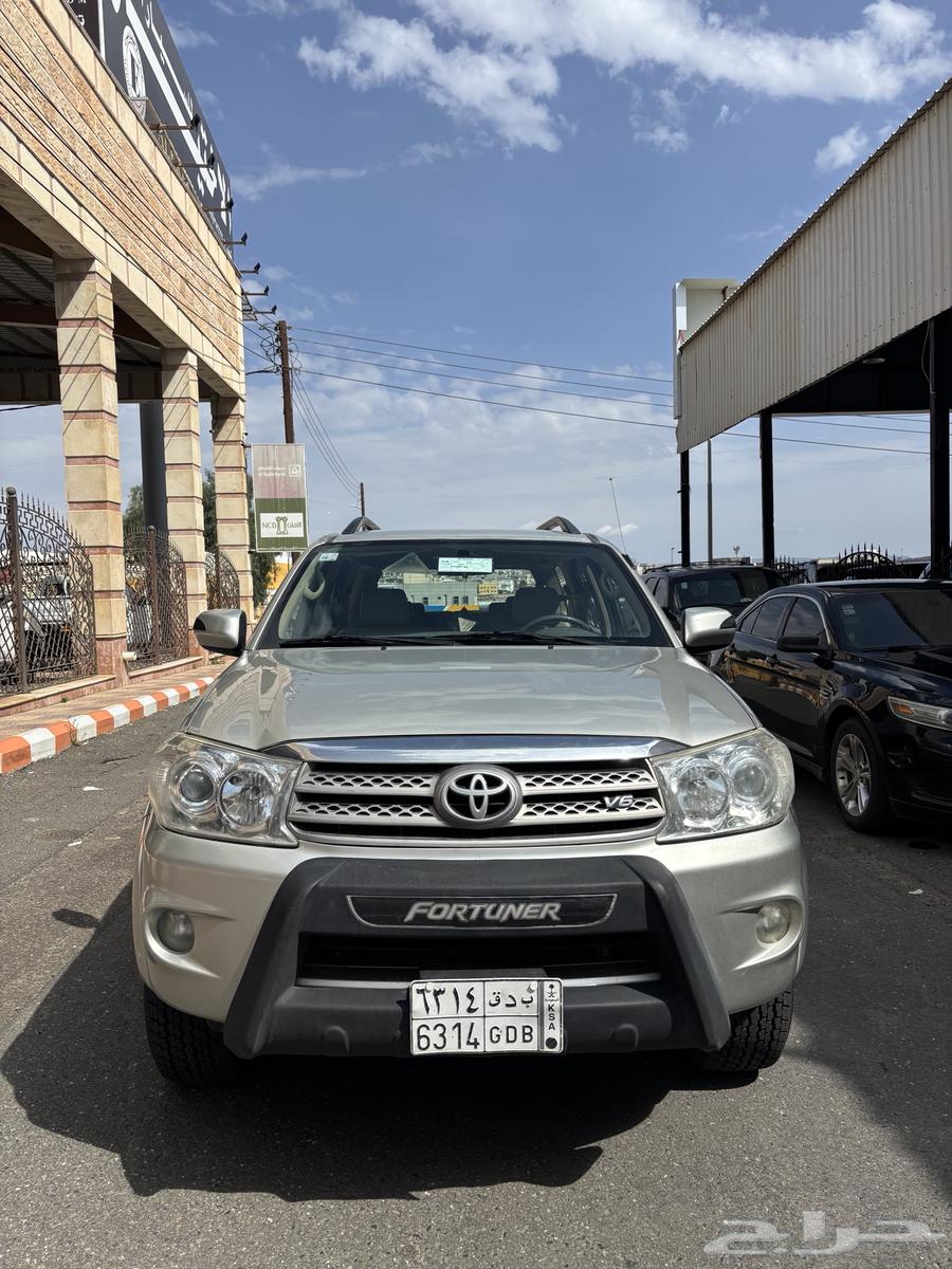تويوتا فورتشنر 2009 أعلى فئة شبه مخزن64446469999873110